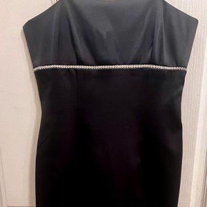 LAUNDRY Black Formal Strapless Dress. Size O